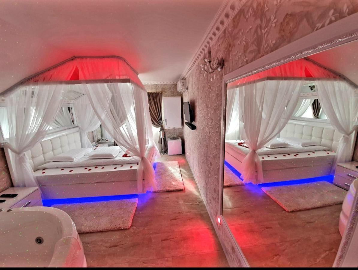 Anadi Hotel Boutique Only Adult Брашов Экстерьер фото