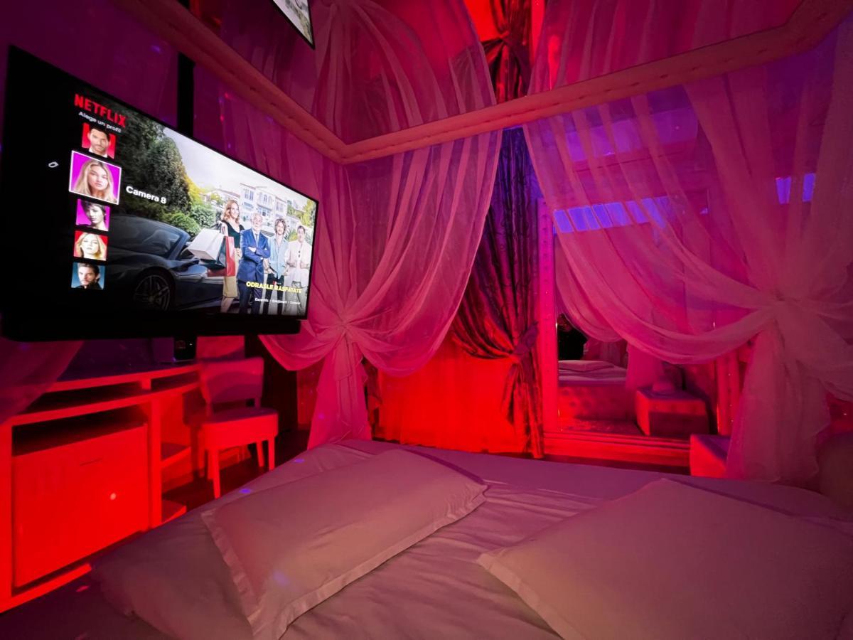 Anadi Hotel Boutique Only Adult Брашов Экстерьер фото